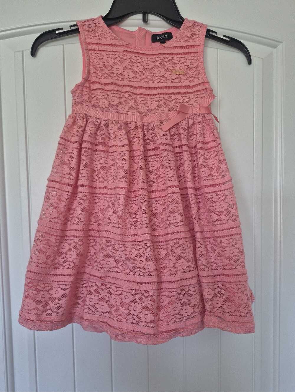 Coral floral lace dress size 6 Dkny girls